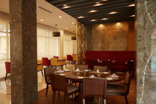 Belvedere Golf & Country Club Adalaj Buitenkant foto